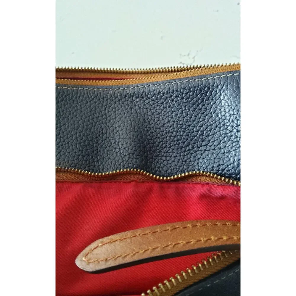 Dooney & Bourke Pebbled Grain leather Crossbody handbag navy/brown old money - Picture 13 of 13